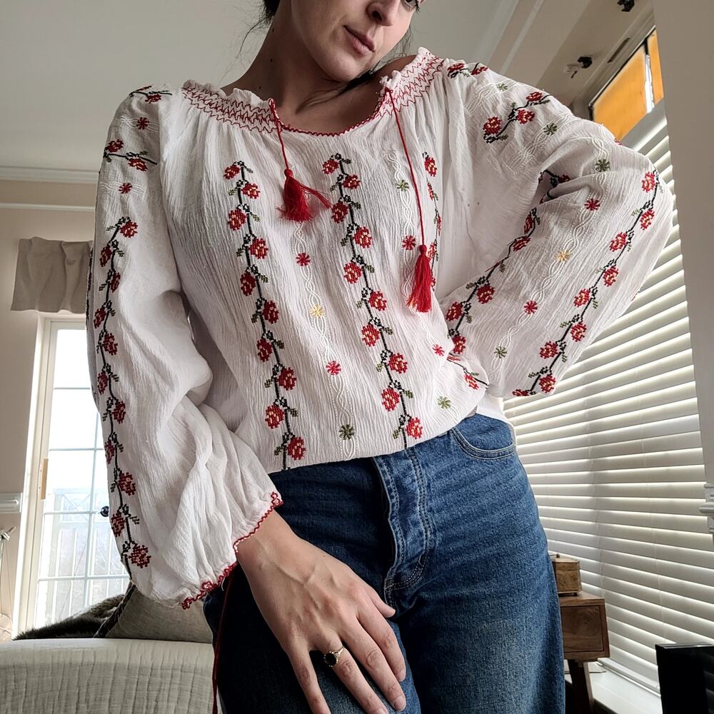 Romanian Embroidered Floral Top Romantic Sz M
